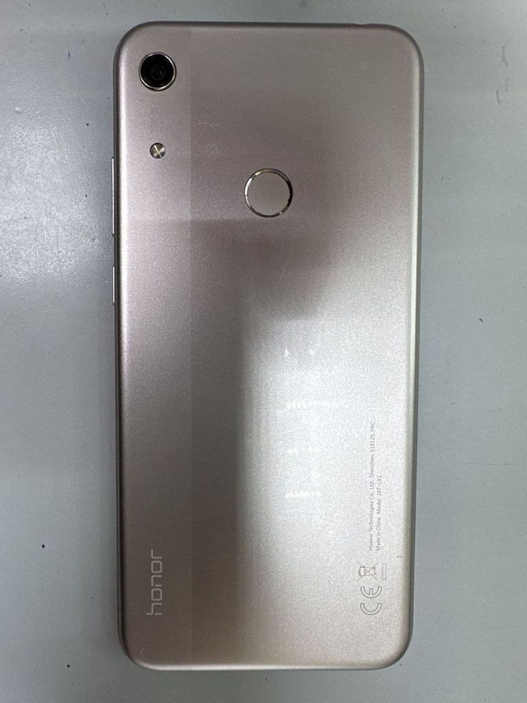 Объявление Honor 8a 2/32gb Б/У