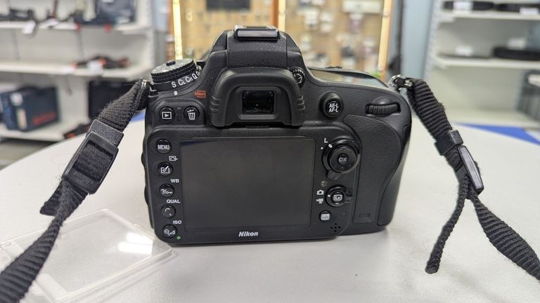 Распродажа Nikon d610 + tamron af sp 24-70mm f/2,8 di, продавец Техноскарб