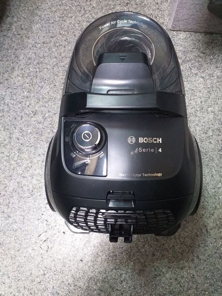 Купить Bosch Serie 4 BGC21X200 Б/У