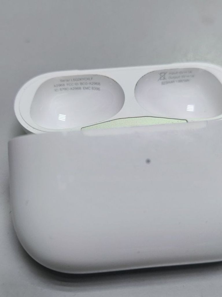 Дешиво Apple airpods pro 2nd generation with magsafe charging case usb-c с ломбарда