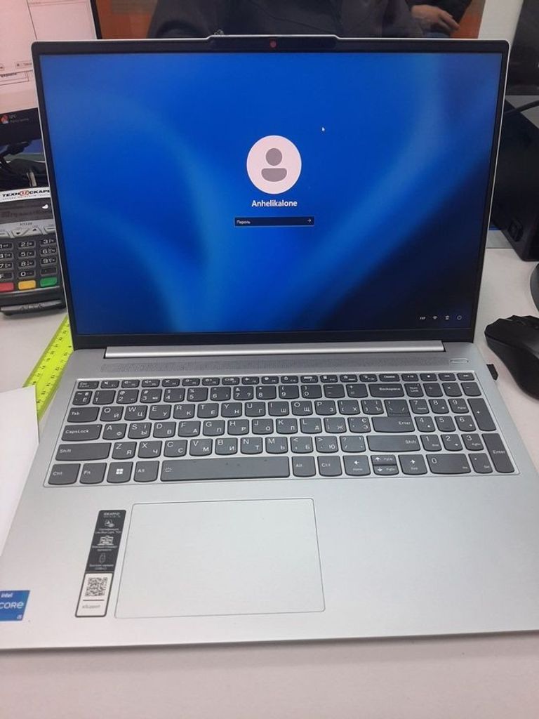 Купить Lenovo 16/core i5-13420h ddr5/16gb ddr5/hdd *відсутній/ssd 512 gb/*інтегрована Б/У