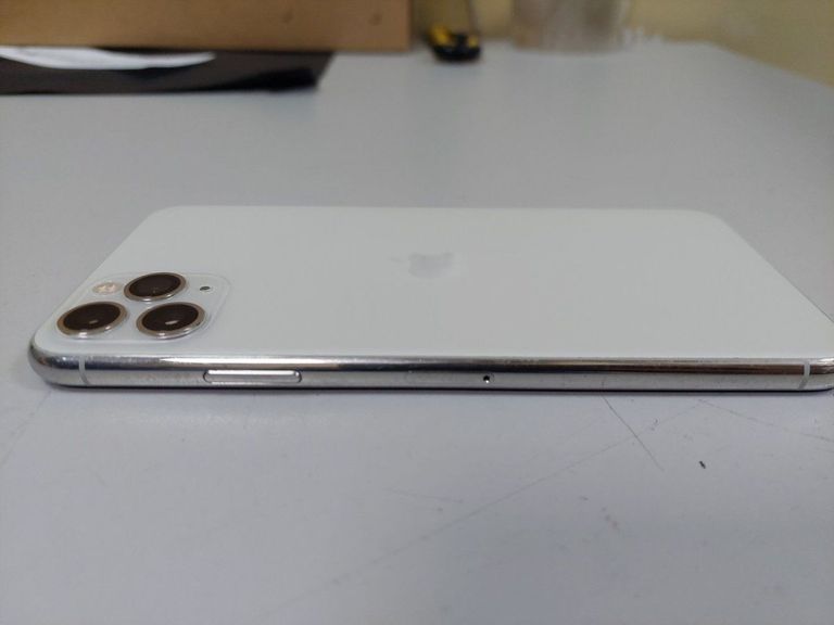 Apple iphone 11 pro max 256gb Код:01-200784989. Зображення 6