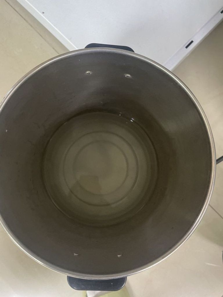 Дешиво Saro hot drink mini 10l с ломбарда