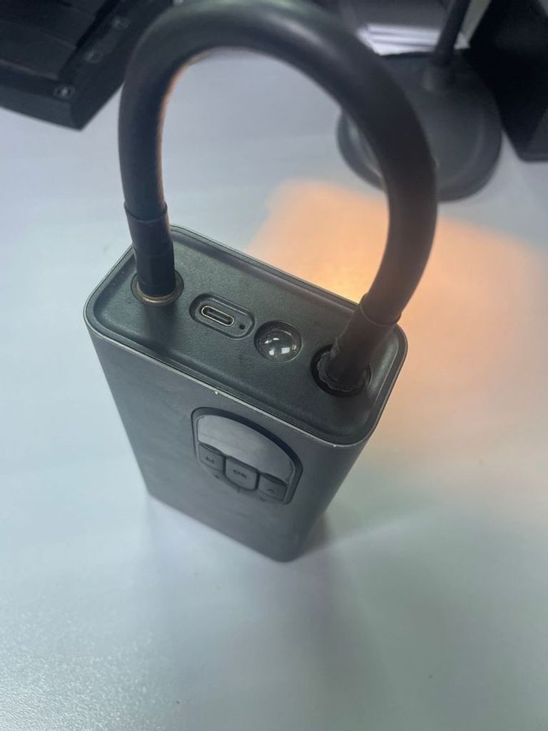 Оголошення Baseus energy source inflator pump tarnish 12249 Б/У