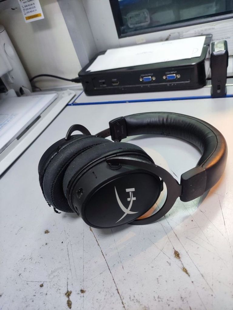 Дешиво Kingston hyperx cloud mix buds wireless с ломбарда