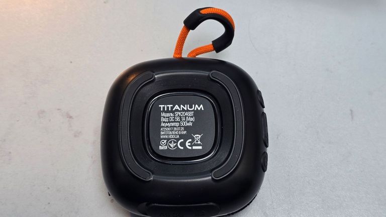 Дешиво Titanum spk2046bt с ломбарда