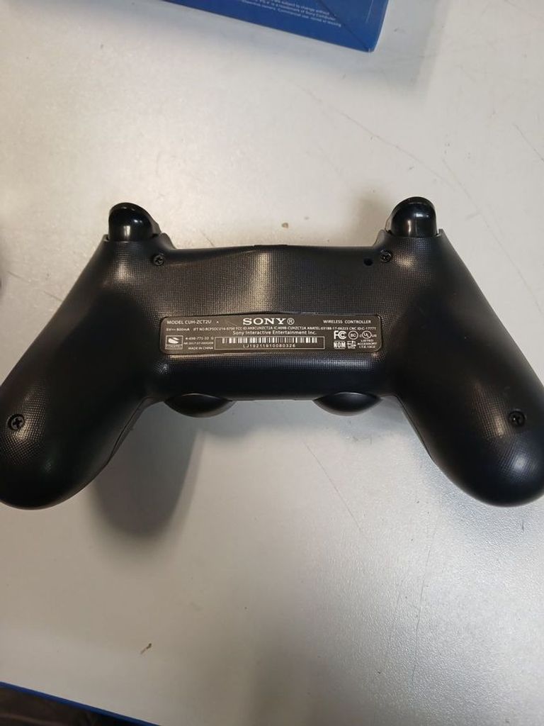Объявление Sony dualshock 4 Б/У