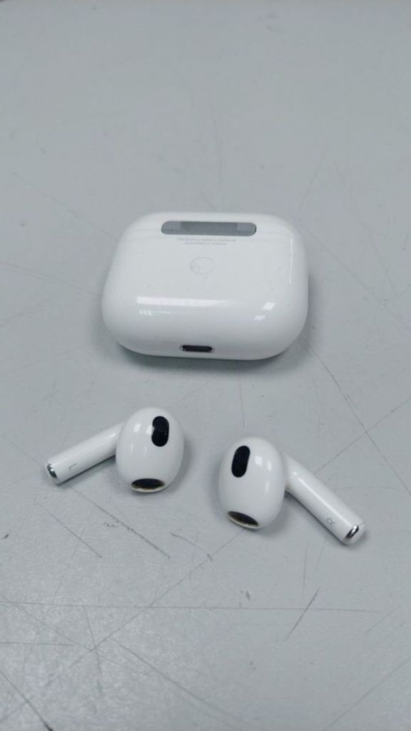 Дешево Apple airpods 3rd generation з ломбарду