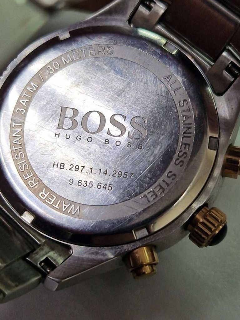 Дешиво Hugo Boss hb.297.1.14.2957 с ломбарда
