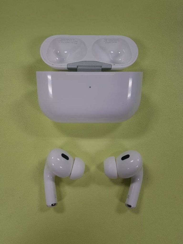 Розпродаж Apple airpods pro 2nd generation with magsafe charging case usb-c, продавець Техноскарб