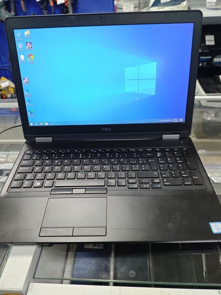 Оголошення Dell 15/core i5 6200u ddr3/8gb ddr3/hdd *відсутній/ssd 256 gb/*інтегрована Б/У