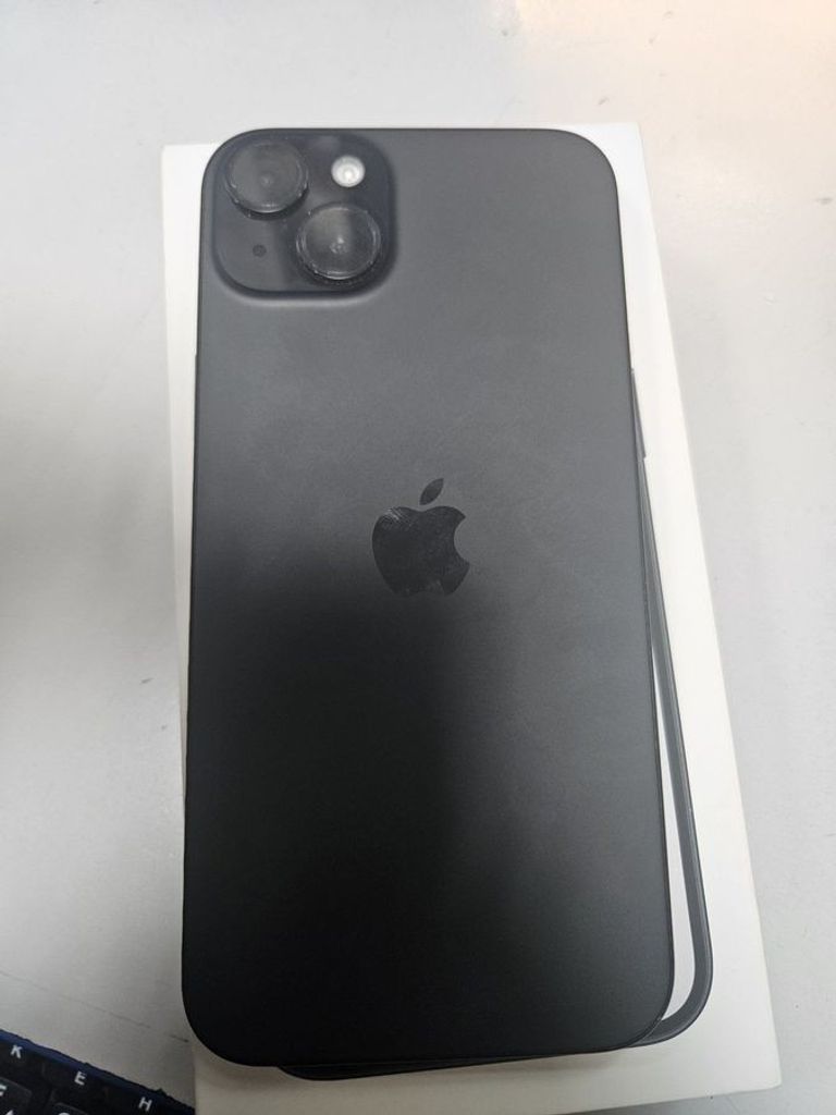 Оголошення Apple iPhone 15 Plus 128GB Pink Б/У