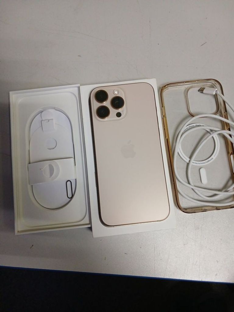 Дешево Apple iphone 16 pro max 1tb з ломбарду