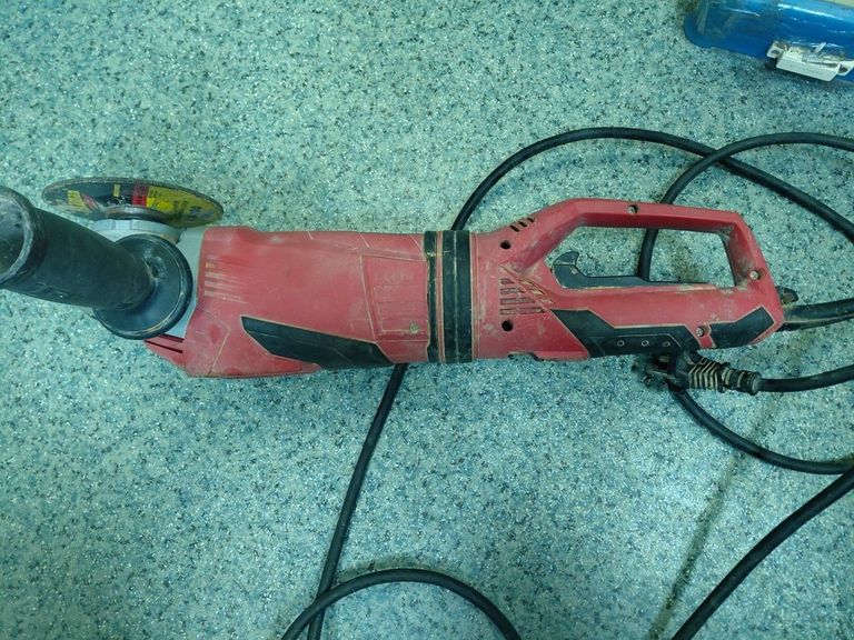 Дешиво Einhell TE-AG 230 (4430840) с ломбарда