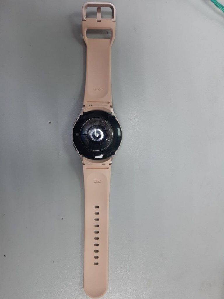 Дешиво Samsung galaxy watch5 40mm с ломбарда
