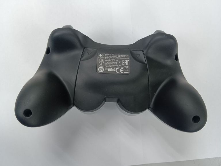 Logitech wireless gamepad f710 Код:01-200839343. Изображение 7