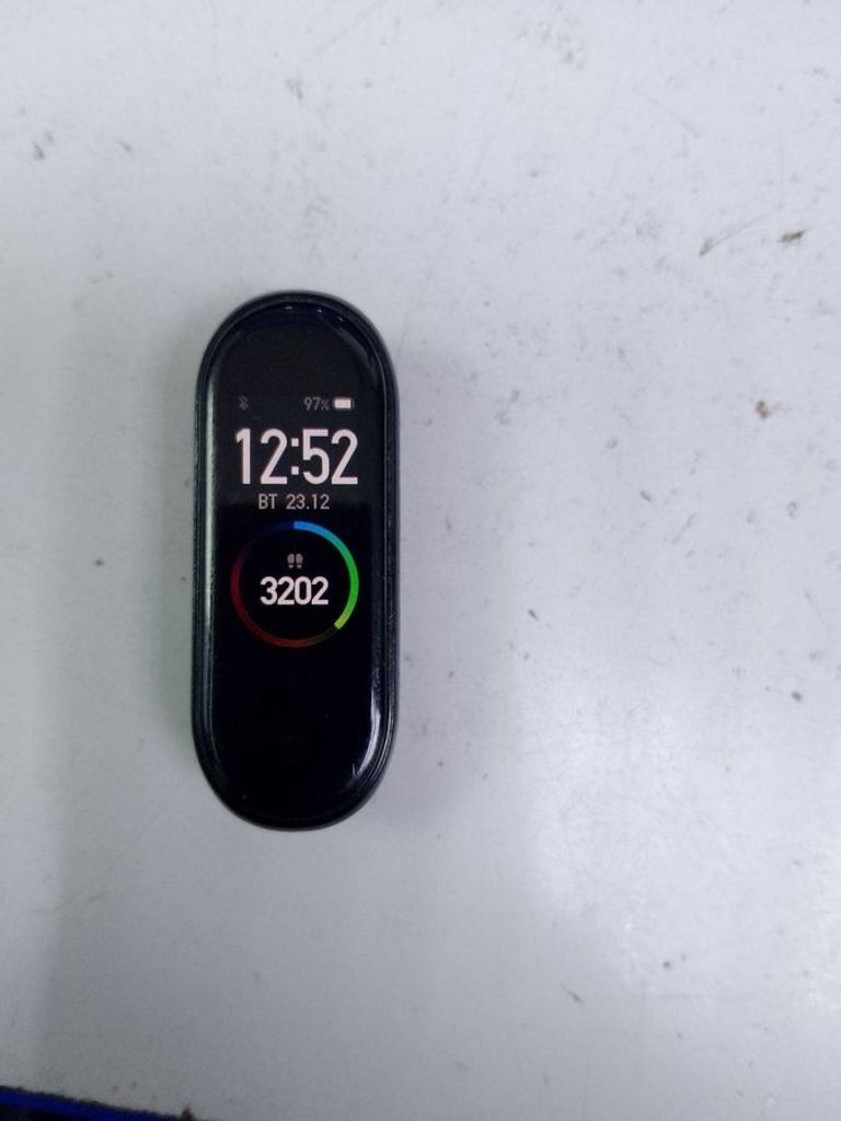 Дешиво Xiaomi Mi Smart Band 4 Black с ломбарда