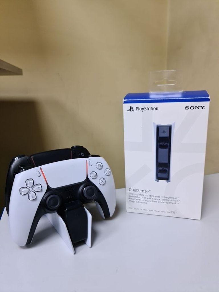 Объявление Sony dualsense charging station cfi-zds1 Б/У