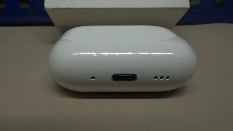 Дешево AirPods Pro 3 з ломбарду