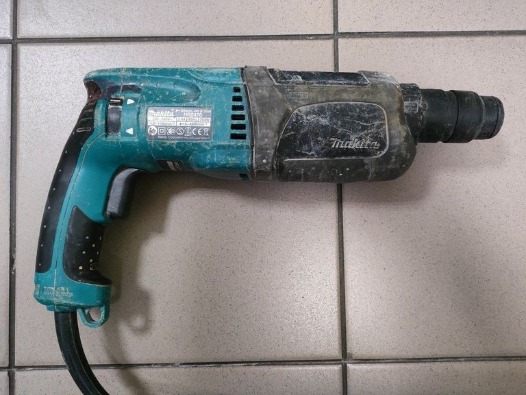 Оголошення Makita HR2470 Б/У