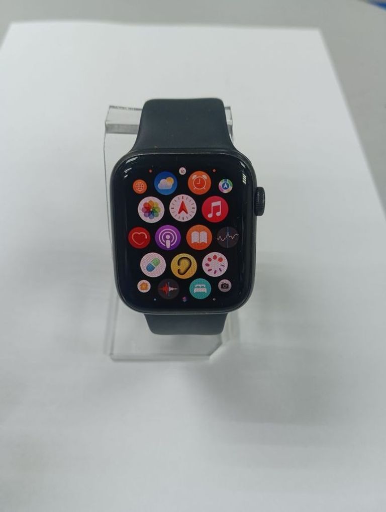 Оголошення Apple watch se gps 44mm aluminum case Б/У