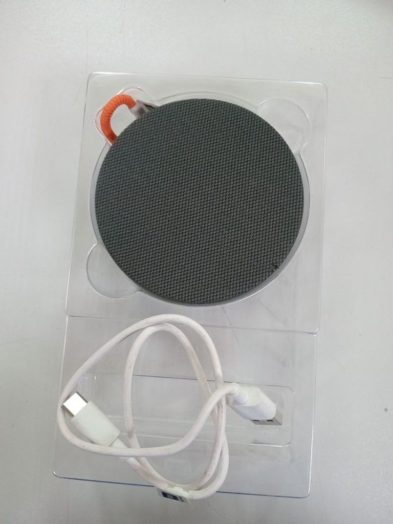 Розпродаж Xiaomi Mi Portable Bluetooth Speaker, продавець Техноскарб