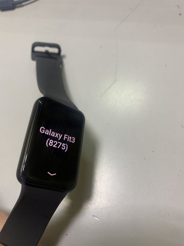 Купити Samsung galaxy fit3 Б/У