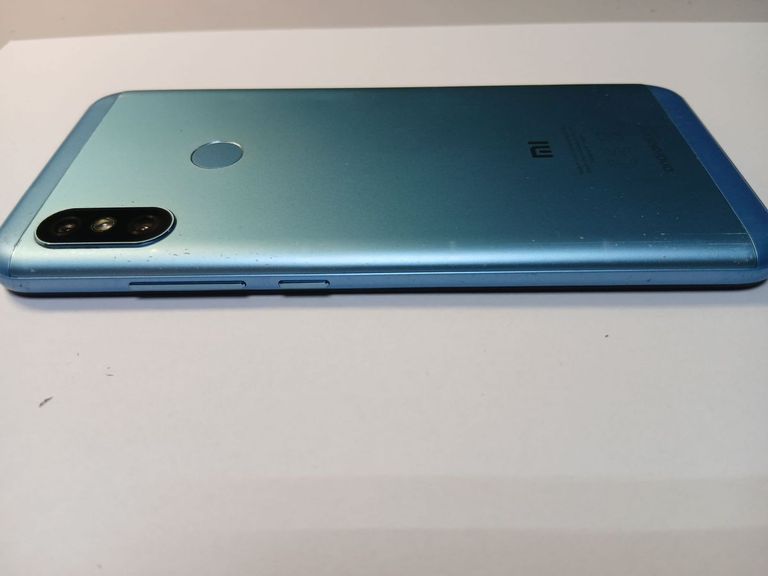 Xiaomi mi a2 lite 2/32gb Код:01-200903161. Зображення 6