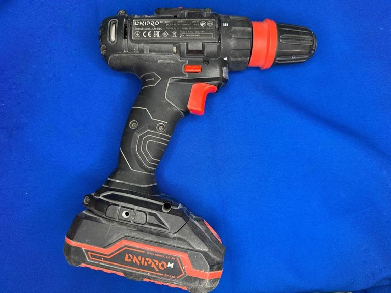 Оголошення Dnipro-M cd-218q 1акб 4ah зп Б/У