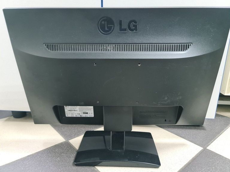 Объявление Lg e2241s-bn Б/У