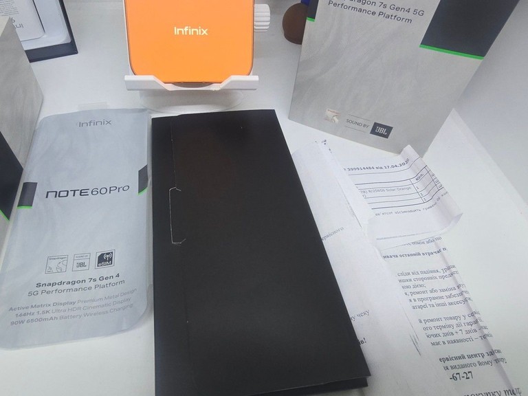 Оголошення Infinix Note 60 Pro 8/256GB Deep Ocean Blue Б/У