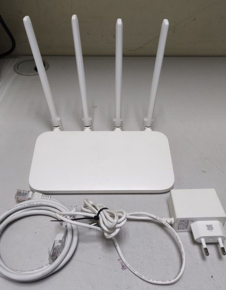 Купити Xiaomi mi wifi router 4a Б/У