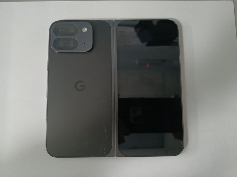 Купити Google Pixel 9 Pro Fold 16/512GB Obsidian Б/У