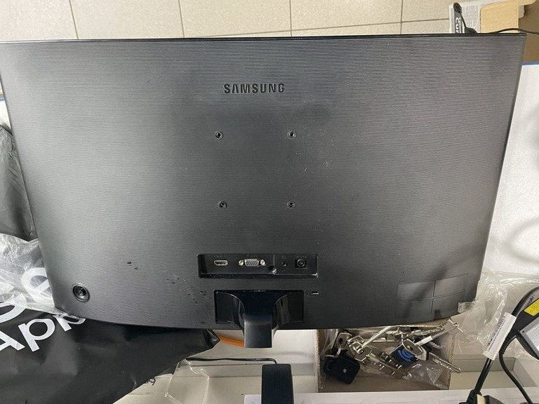 Дешево Samsung c24f390fhі з ломбарду