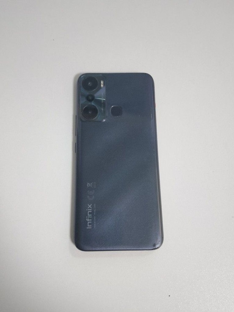 Дешиво Infinix hot 20i 4/64gb с ломбарда