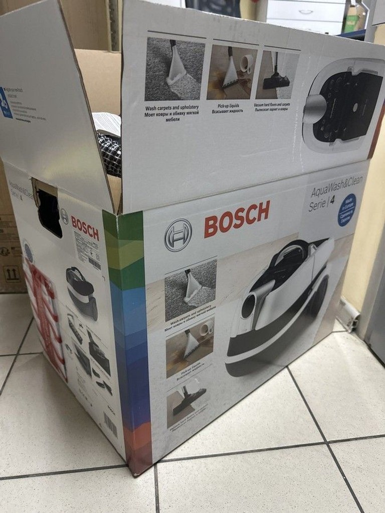 Купить Bosch Serie 4 AquaWash&Clean BWD41740 Б/У
