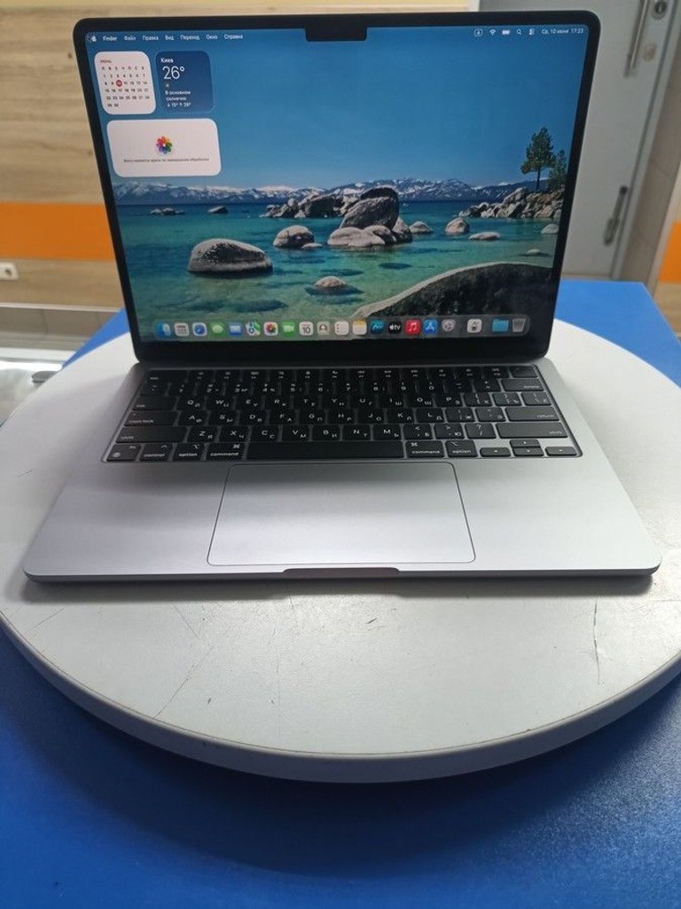 Купить Apple macbook air 13.6'' a3113/m3/ram16gb/ssd256gb/gpu 8 core Б/У