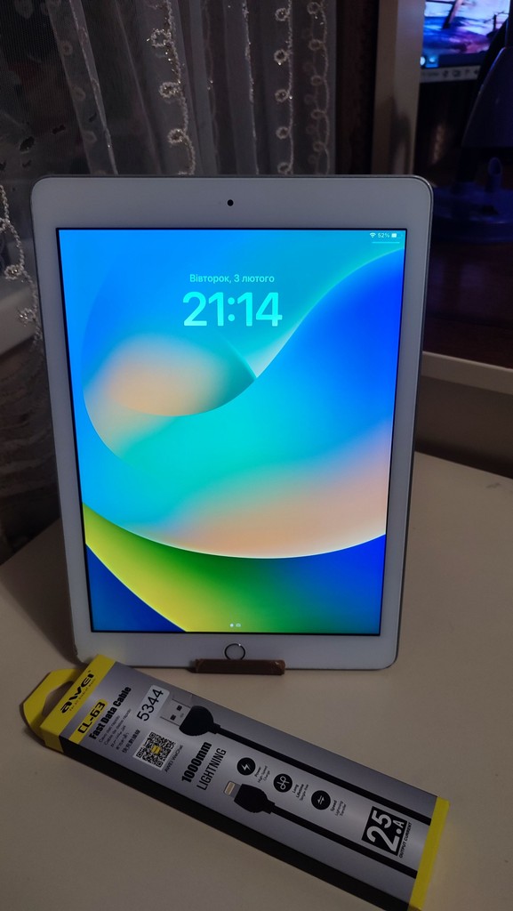 Купити Apple Ipad 5 Б/У