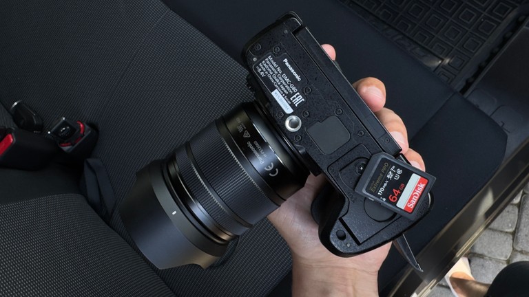 Panasonic Lumix DMC-G80 kit (12-60mm) Black (DMC-G80MEE-K) Код:null. Зображення 10