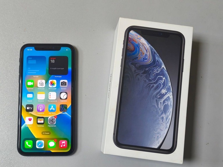 Купити Apple iphone xr 64gb Б/У