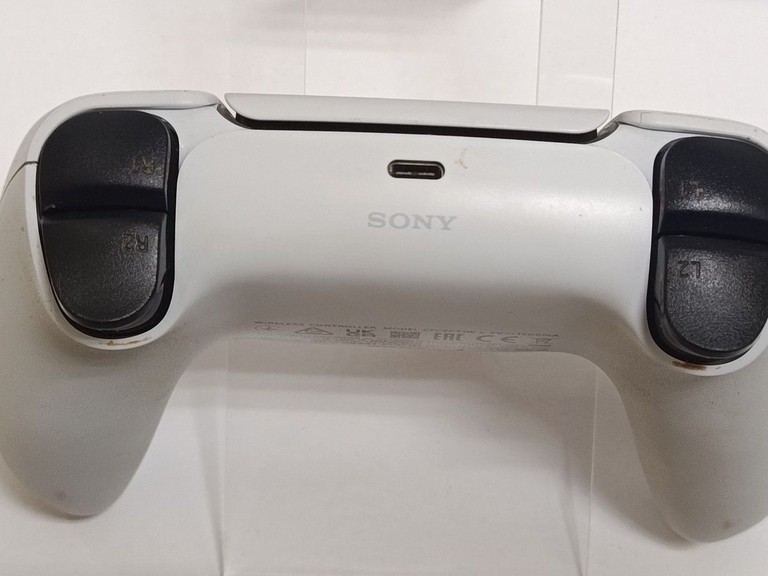 Дешево Sony DualSense Black з ломбарду