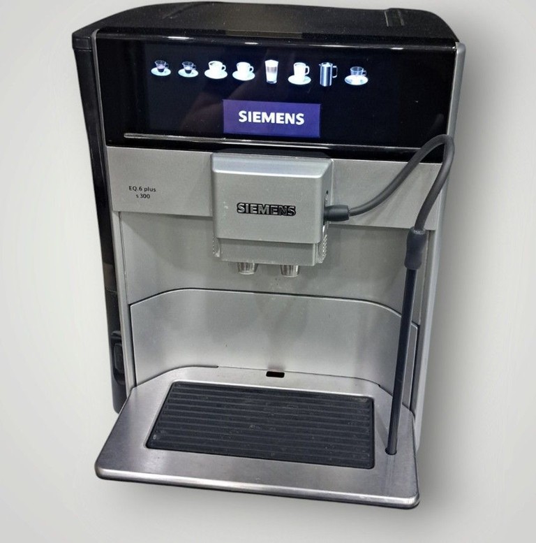 Купити Siemens EQ.6 plus s300 TE653M11RW Б/У