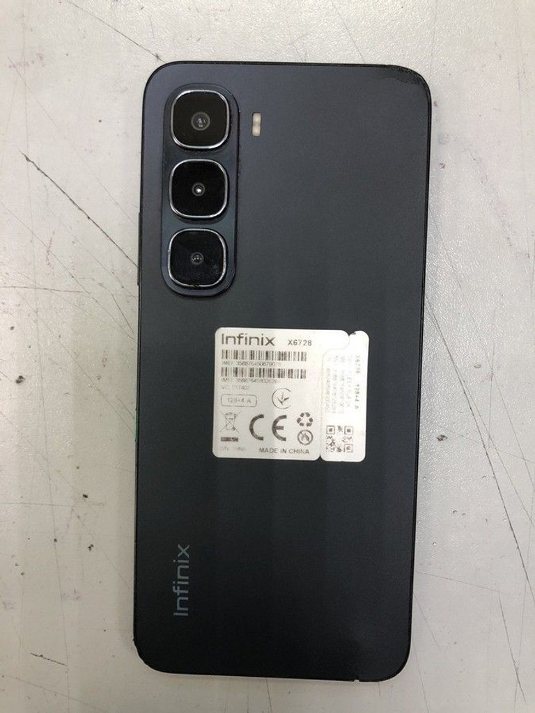 Дешиво Infinix hot 60i 4/128gb с ломбарда