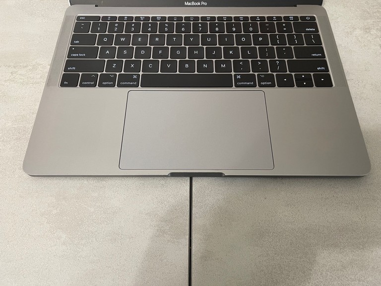 Apple MacBook Pro 13 A1708 (2017), 13.3" Retina IPS, i5-7360U, 8GB, 128GB SSD, Intel Iris Plus 640 Код:null. Изображение 4