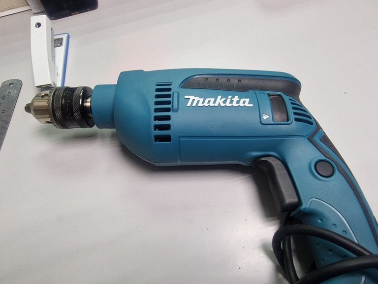 Дешево Makita HP1640 з ломбарду
