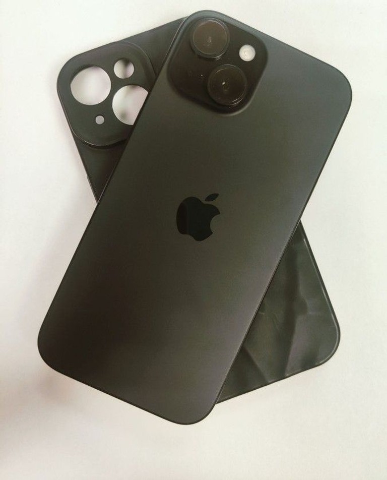 Apple iPhone 15 128GB Green Код:01-201088496. Зображення 8