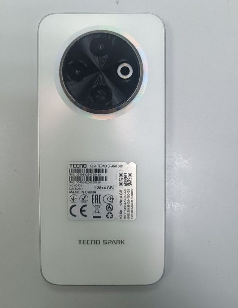 Дешево Tecno spark 30c kl5n 4/128gb з ломбарду