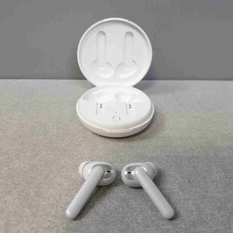 Дешиво Oppo enco w31 с ломбарда