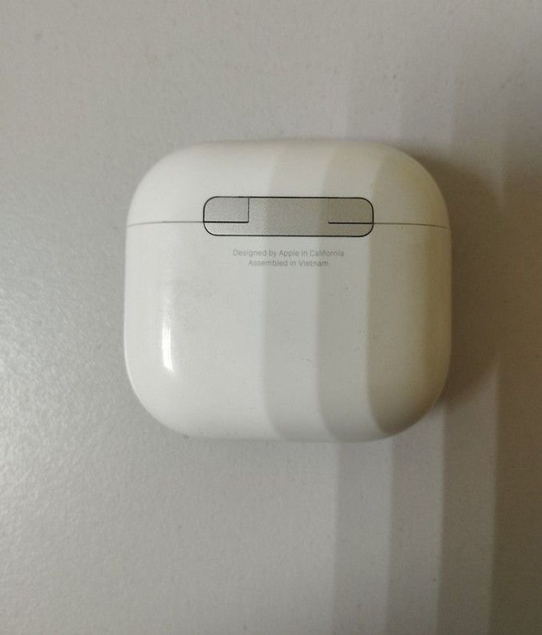 Apple airpods 4 with active noise cancellation Код:01-201104309. Изображение 5