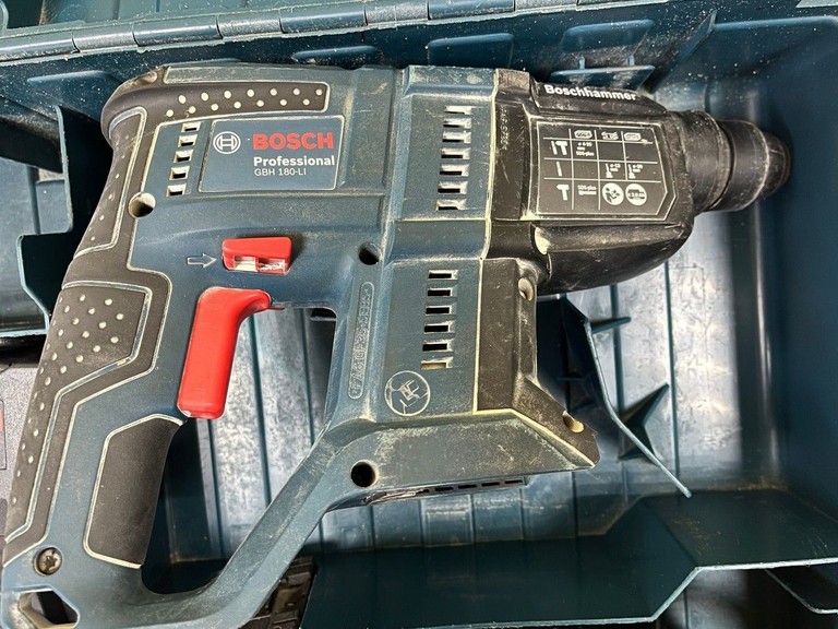 Розпродаж Bosch gsr 180-li/ gbh 180-li/ gws 180-li/ 2акб 4ah зп, продавець Техноскарб
